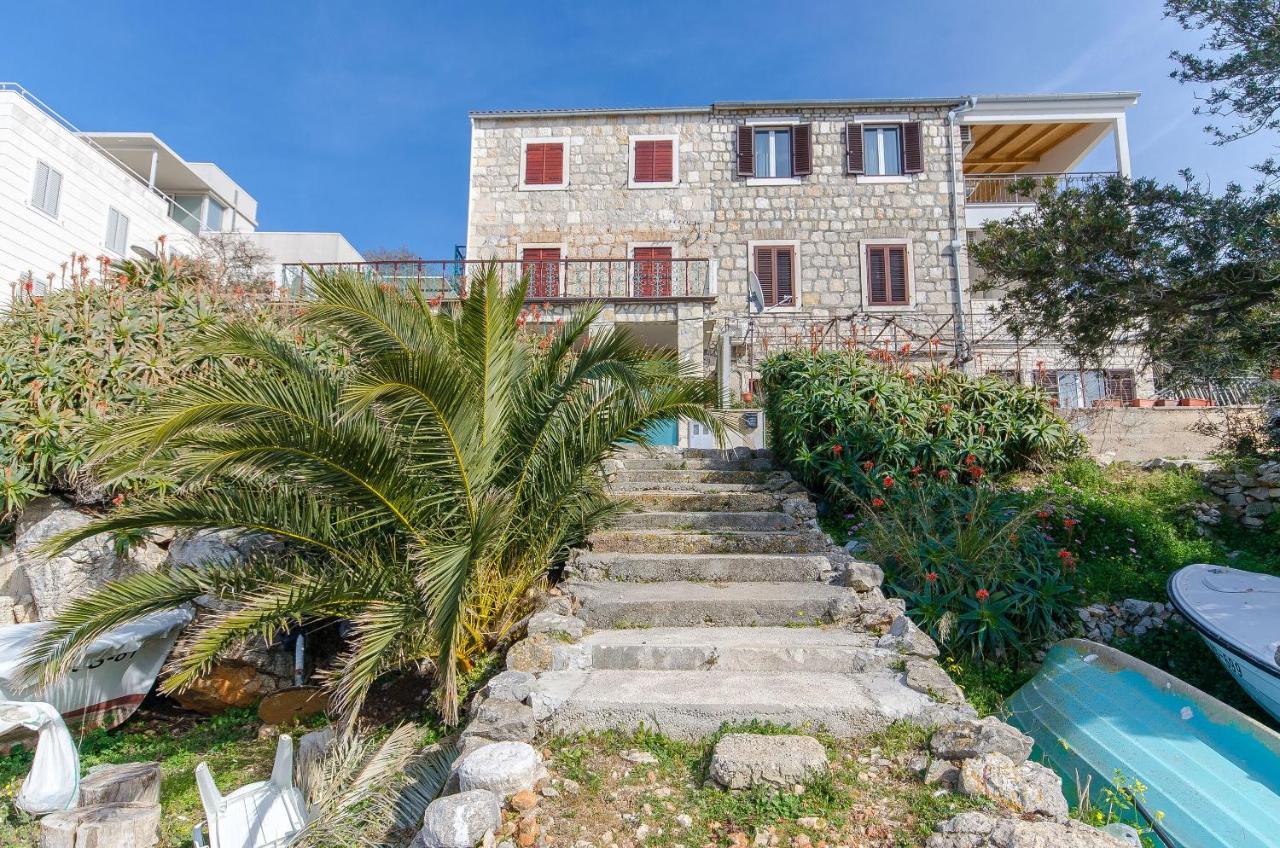 Apartments Ivanka Vis Exterior foto
